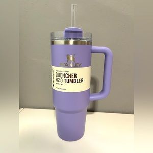 💜Comforting Purple ~ New 30oz Stanley💜
